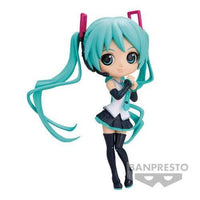 Bandai - Vocaloid Hatsune Miku - V4X Style Ver. B Figure Q Posket