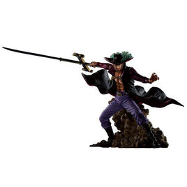 Bandai - One Piece - Dracule Mihawk (Genealogy of Swordsman's Soul) Ichibansho Figure