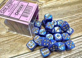 Chessex - 27897 - Lustrous Purple/gold 12mm d6 Dice Block (36 dice)